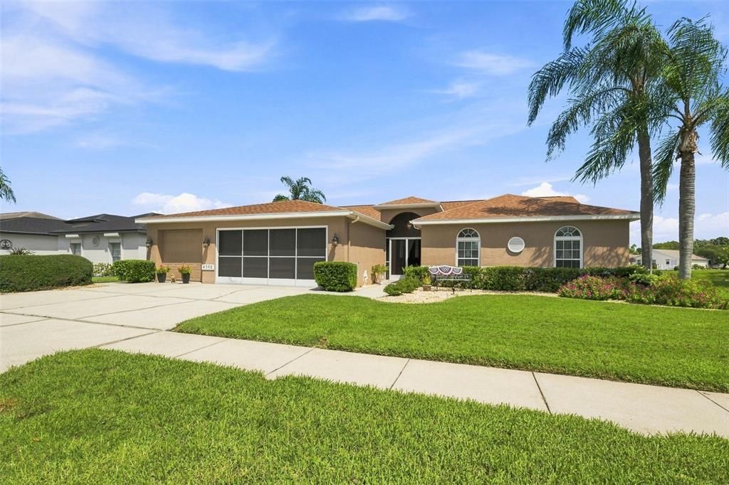 En Venta: $389,900 (3 camas, 2 baños, 1623 Pies cuadrados)