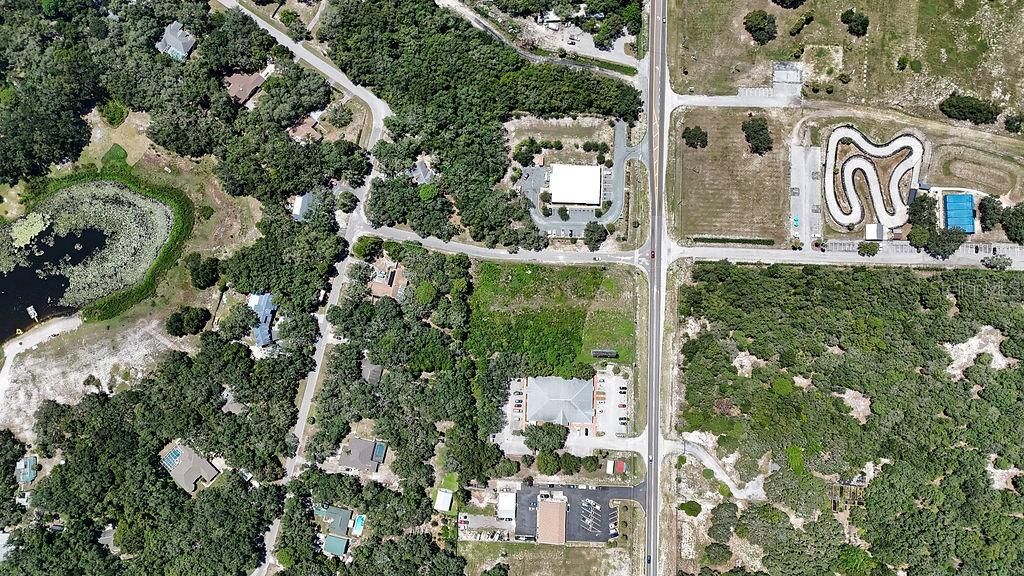 На продажу: $750,000 (1.68 acres)