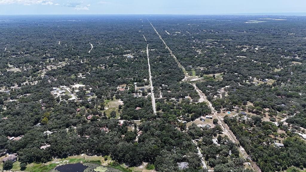 На продажу: $750,000 (1.68 acres)