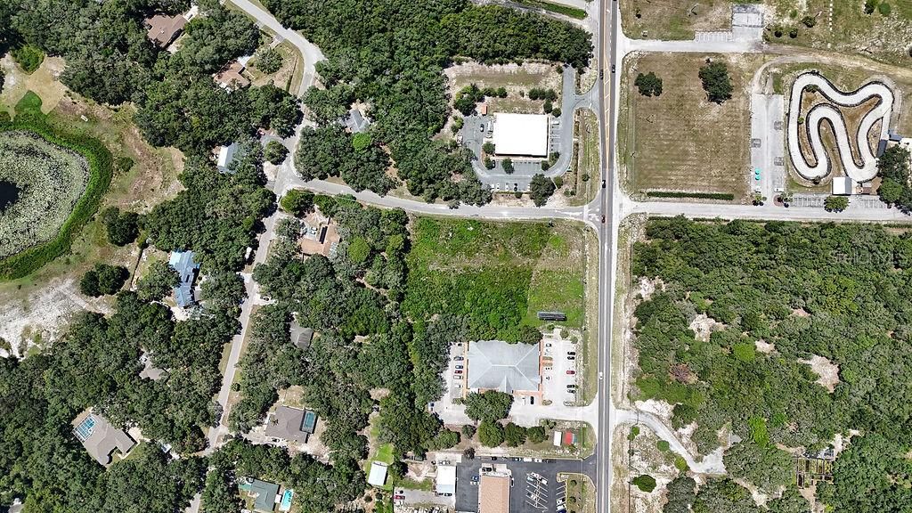 На продажу: $750,000 (1.68 acres)
