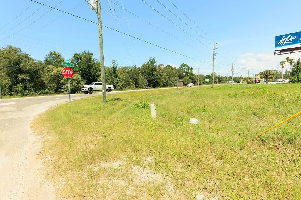 На продажу: $750,000 (1.68 acres)