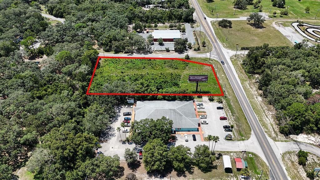 На продажу: $750,000 (1.68 acres)