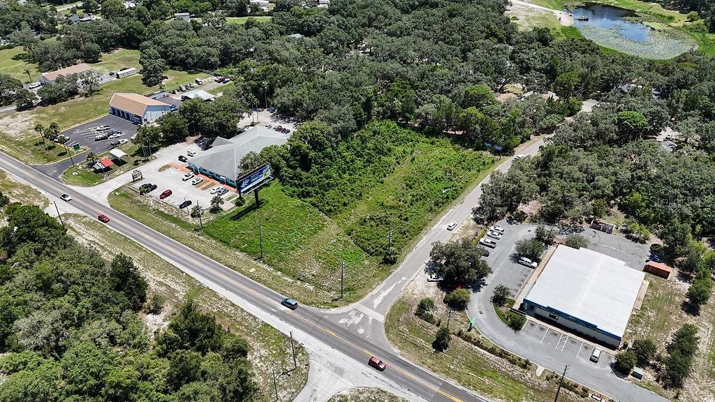 На продажу: $750,000 (1.68 acres)