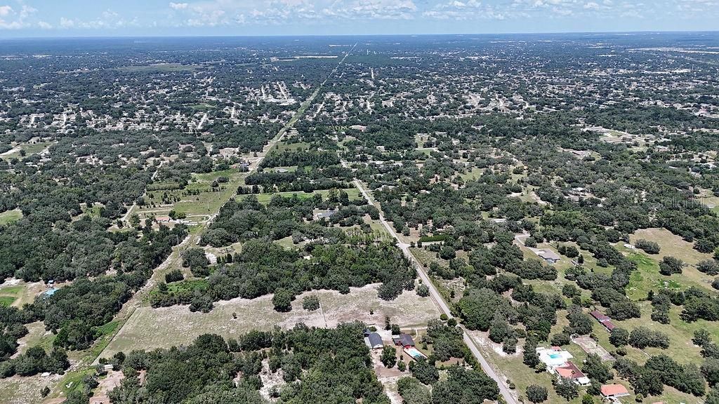 На продажу: $750,000 (1.68 acres)