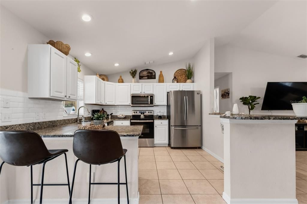 For Sale: $310,000 (3 beds, 2 baths, 1608 Square Feet)