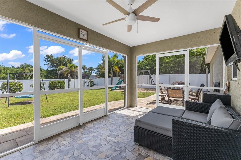 For Sale: $310,000 (3 beds, 2 baths, 1608 Square Feet)