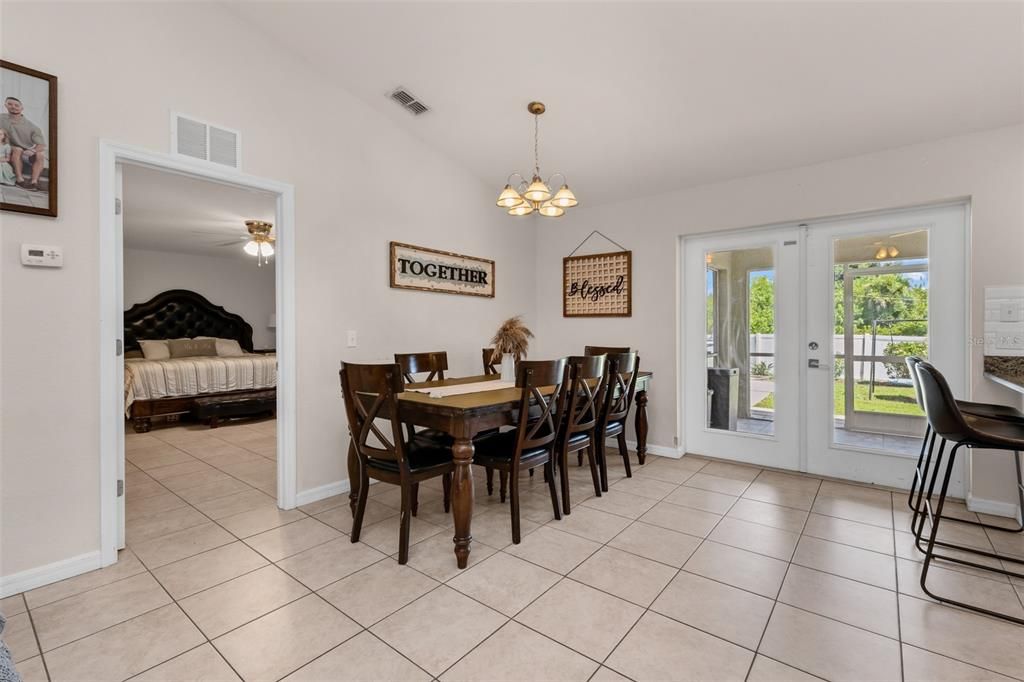 For Sale: $310,000 (3 beds, 2 baths, 1608 Square Feet)