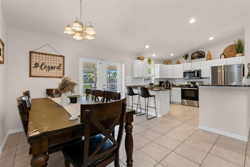 For Sale: $310,000 (3 beds, 2 baths, 1608 Square Feet)