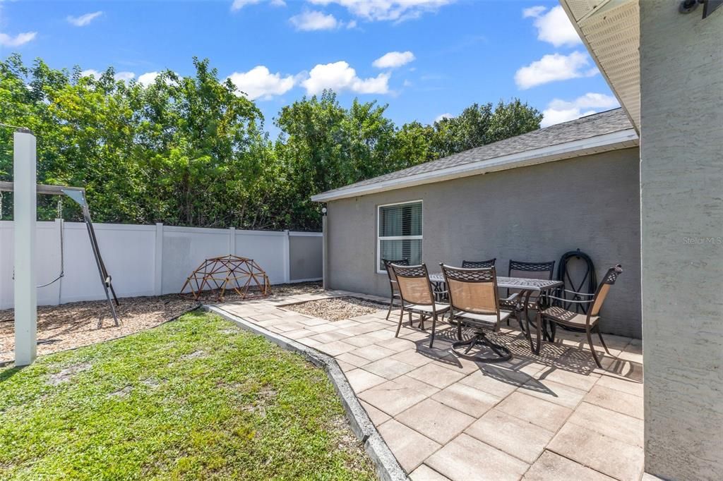 For Sale: $310,000 (3 beds, 2 baths, 1608 Square Feet)