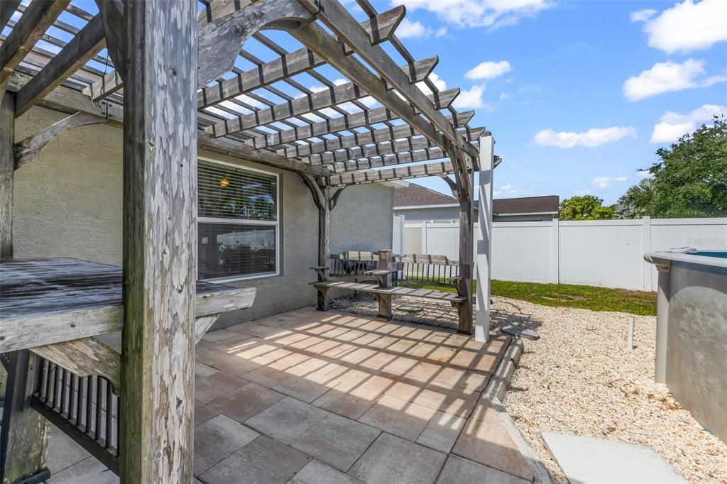 For Sale: $310,000 (3 beds, 2 baths, 1608 Square Feet)
