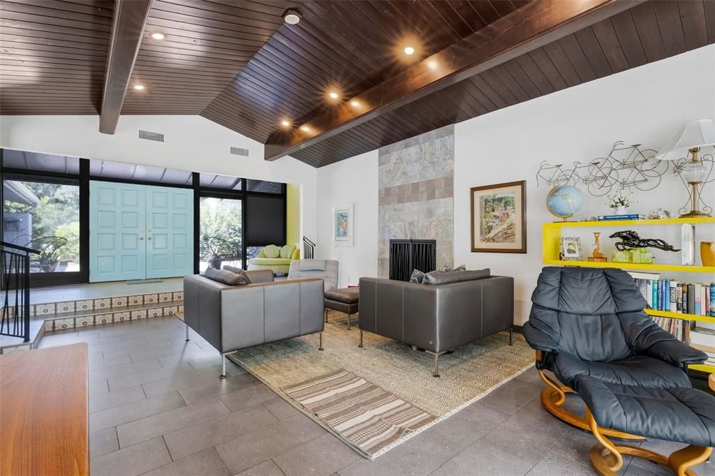 For Sale: $650,000 (4 beds, 2 baths, 2317 Square Feet)
