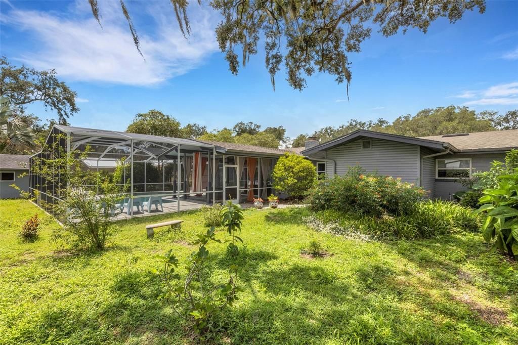 For Sale: $650,000 (4 beds, 2 baths, 2317 Square Feet)