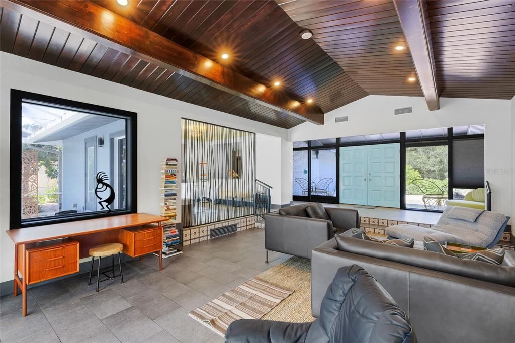 For Sale: $650,000 (4 beds, 2 baths, 2317 Square Feet)