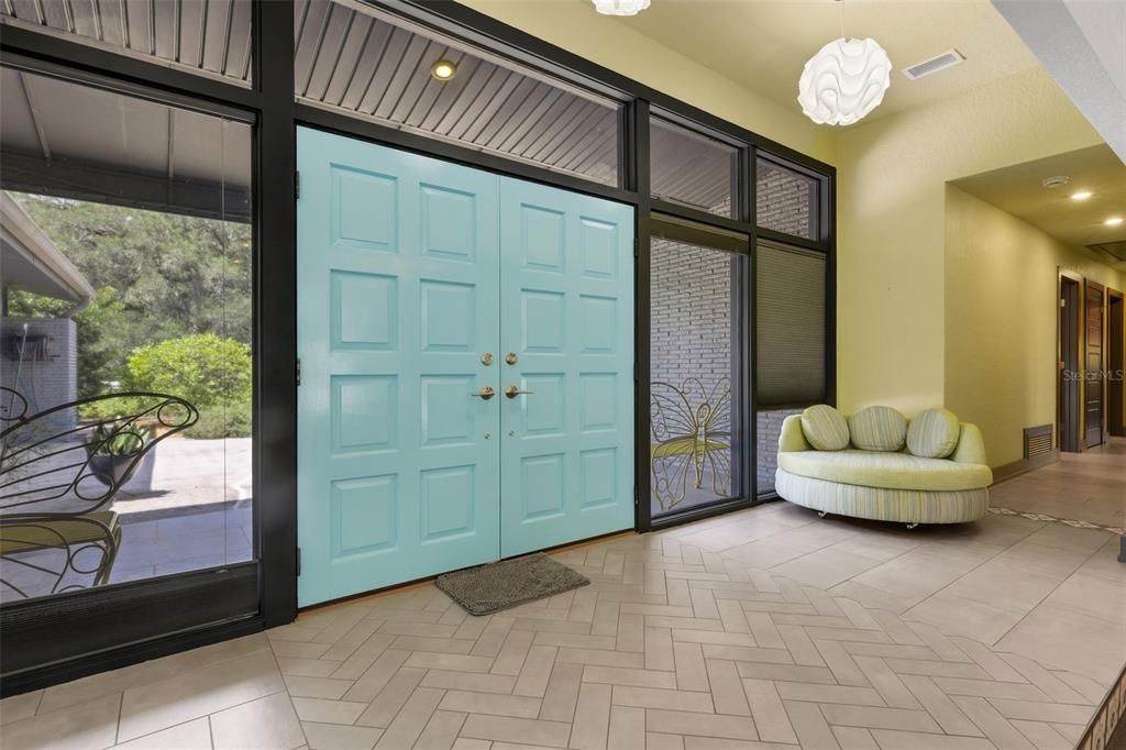 For Sale: $650,000 (4 beds, 2 baths, 2317 Square Feet)