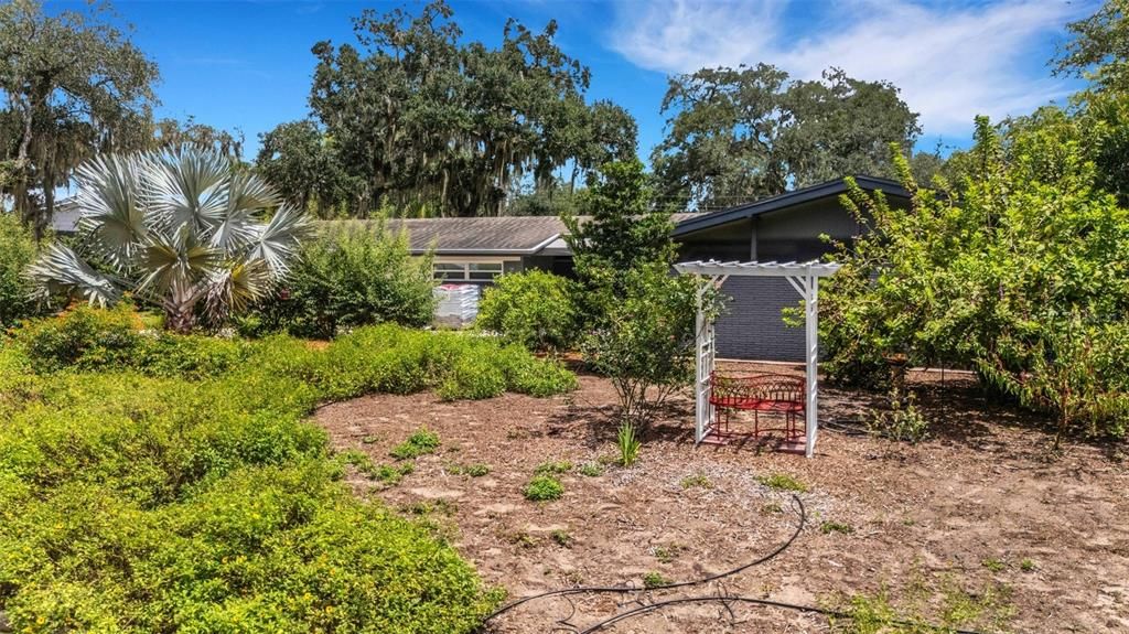 For Sale: $650,000 (4 beds, 2 baths, 2317 Square Feet)