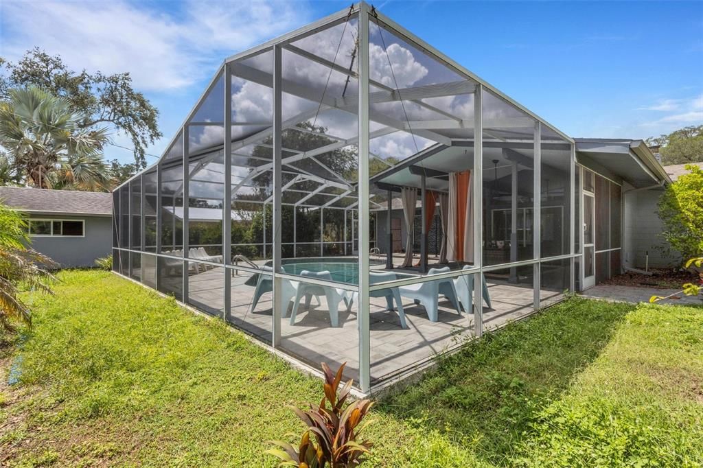 For Sale: $650,000 (4 beds, 2 baths, 2317 Square Feet)