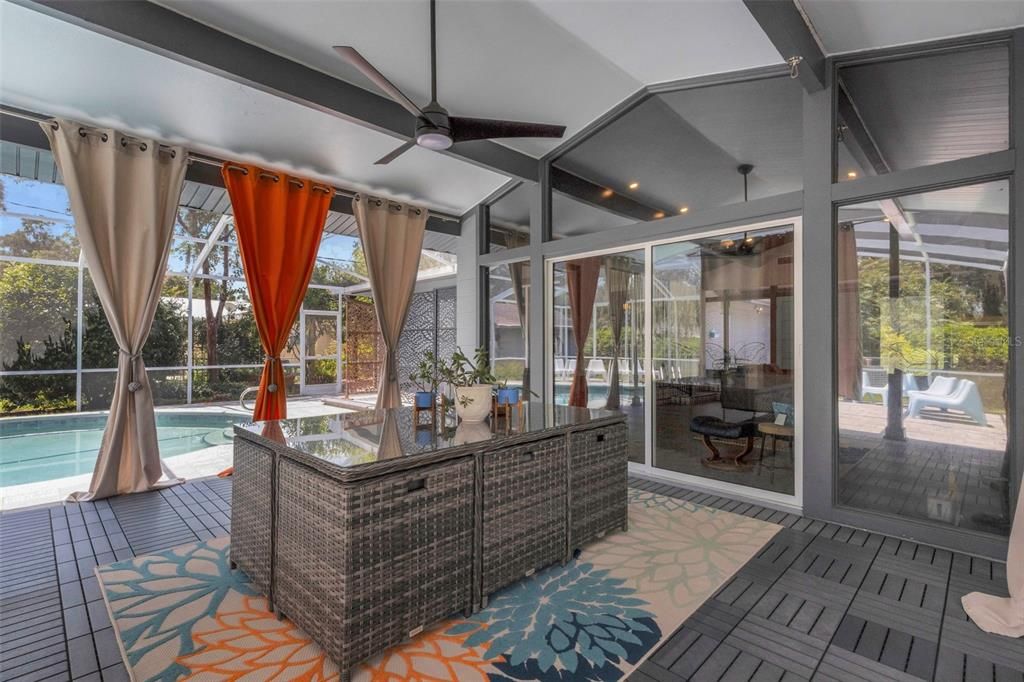 For Sale: $650,000 (4 beds, 2 baths, 2317 Square Feet)