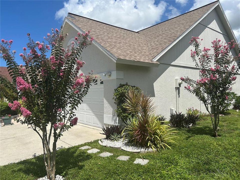 For Sale: $499,500 (4 beds, 2 baths, 2041 Square Feet)