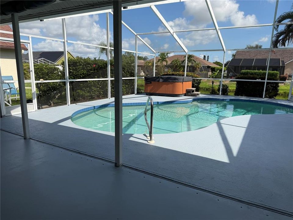 For Sale: $499,500 (4 beds, 2 baths, 2041 Square Feet)
