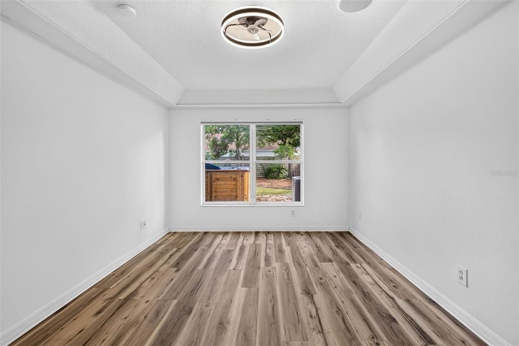 For Sale: $325,000 (4 beds, 2 baths, 1390 Square Feet)