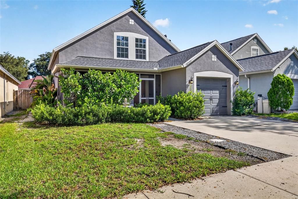 For Sale: $325,000 (4 beds, 2 baths, 1390 Square Feet)