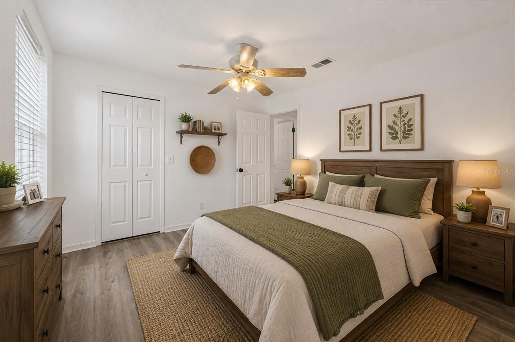 For Sale: $325,000 (4 beds, 2 baths, 1390 Square Feet)