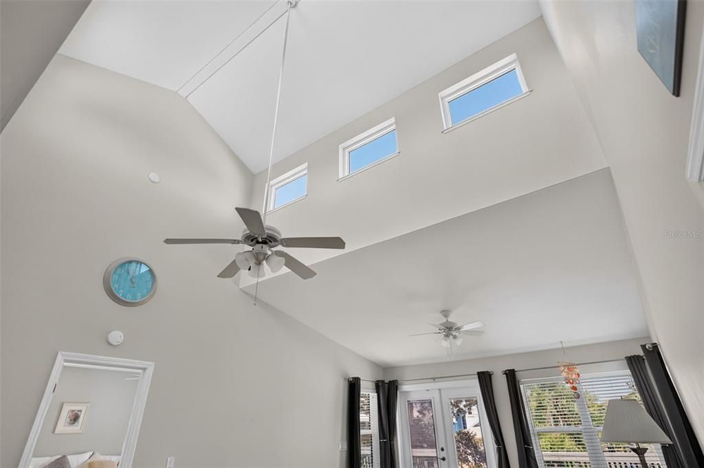 En Venta: $599,900 (3 camas, 2 baños, 1280 Pies cuadrados)