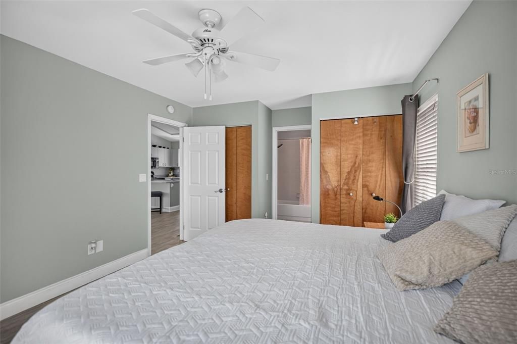 En Venta: $599,900 (3 camas, 2 baños, 1280 Pies cuadrados)