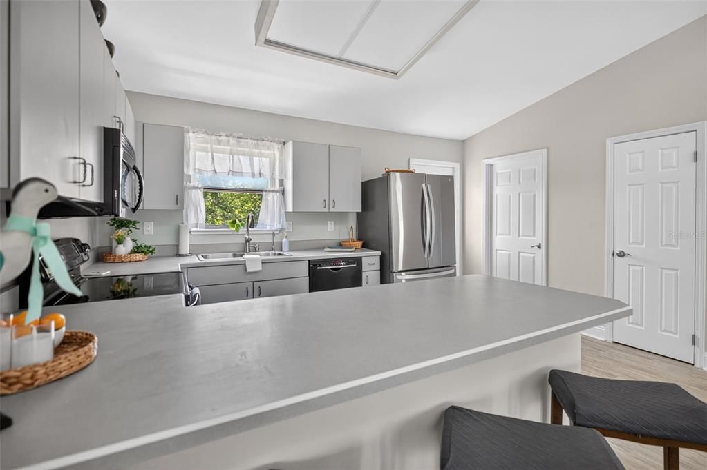 En Venta: $599,900 (3 camas, 2 baños, 1280 Pies cuadrados)