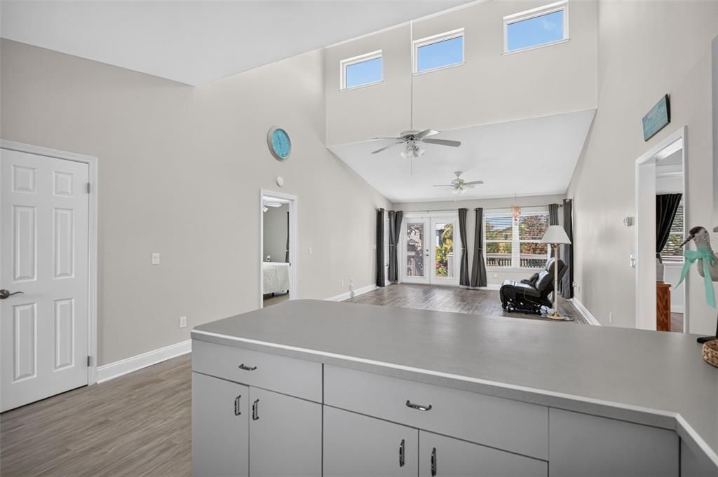 En Venta: $599,900 (3 camas, 2 baños, 1280 Pies cuadrados)