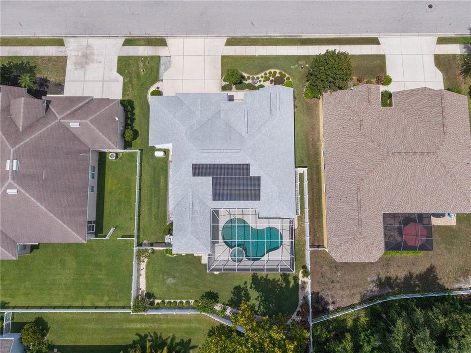 Active With Contract: $469,900 (3 beds, 2 baths, 2032 Square Feet)