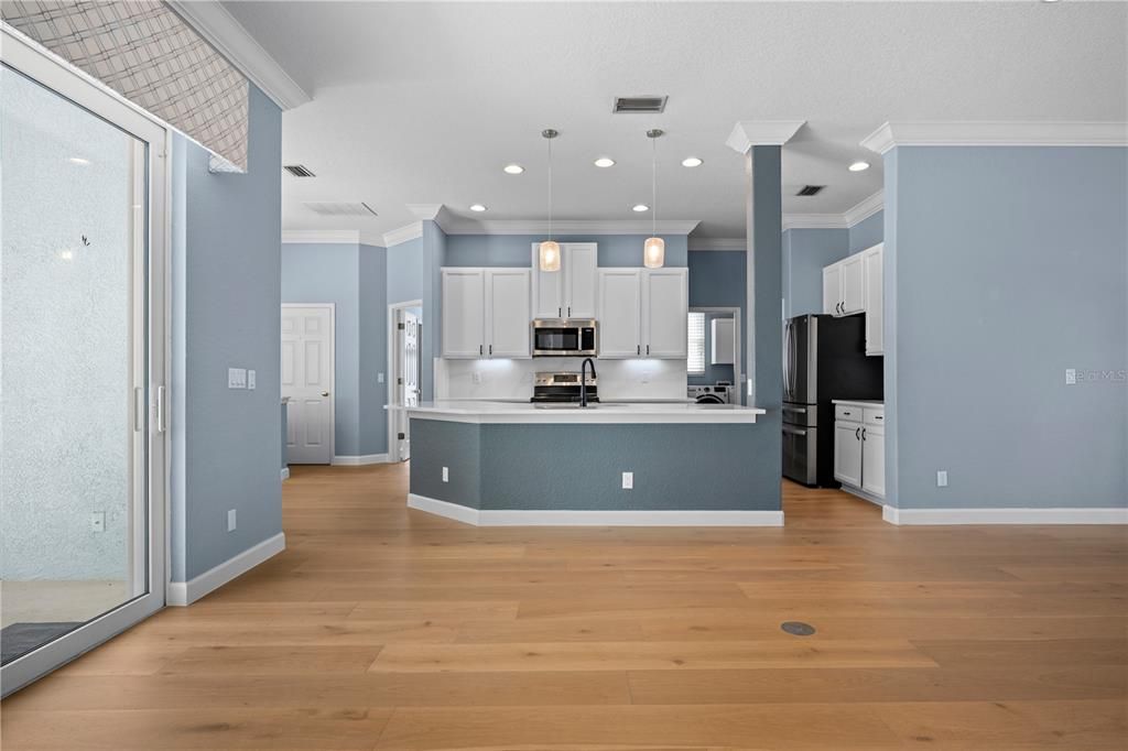 Active With Contract: $469,900 (3 beds, 2 baths, 2032 Square Feet)