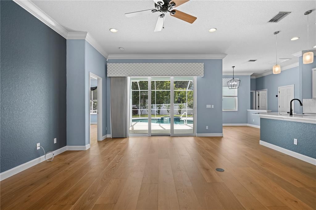 Active With Contract: $469,900 (3 beds, 2 baths, 2032 Square Feet)