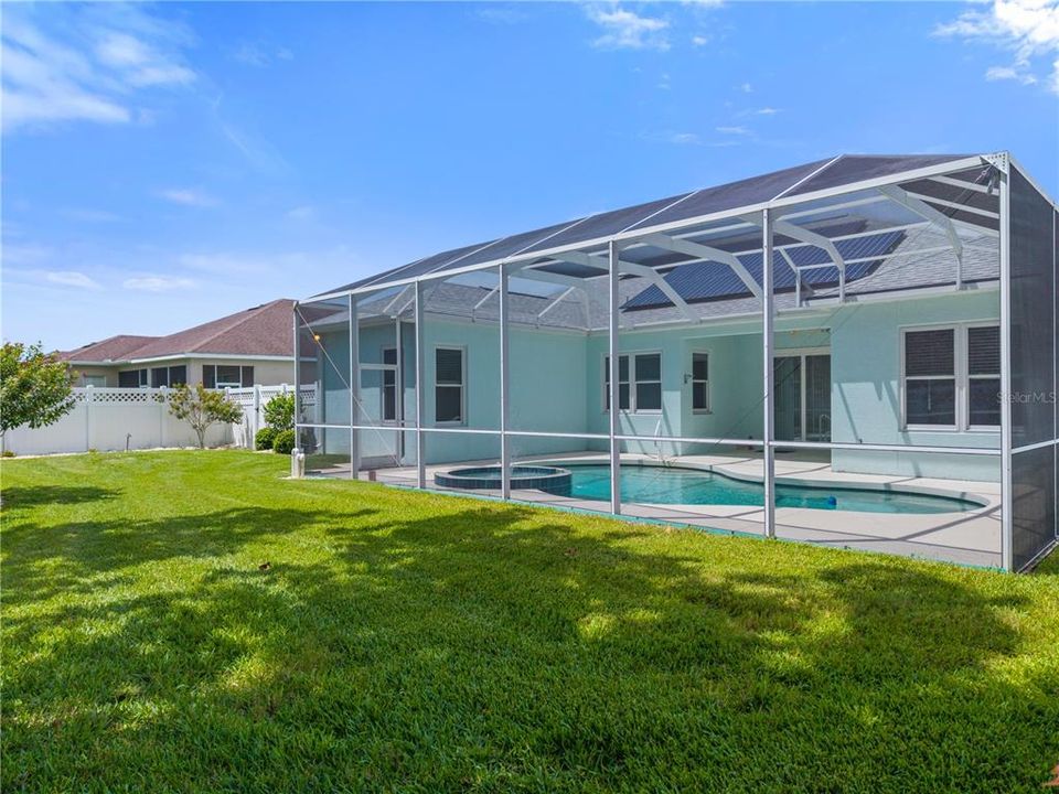 Active With Contract: $469,900 (3 beds, 2 baths, 2032 Square Feet)