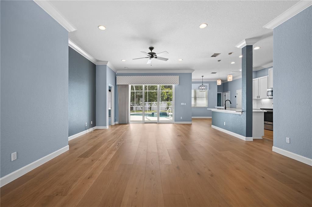 Active With Contract: $469,900 (3 beds, 2 baths, 2032 Square Feet)