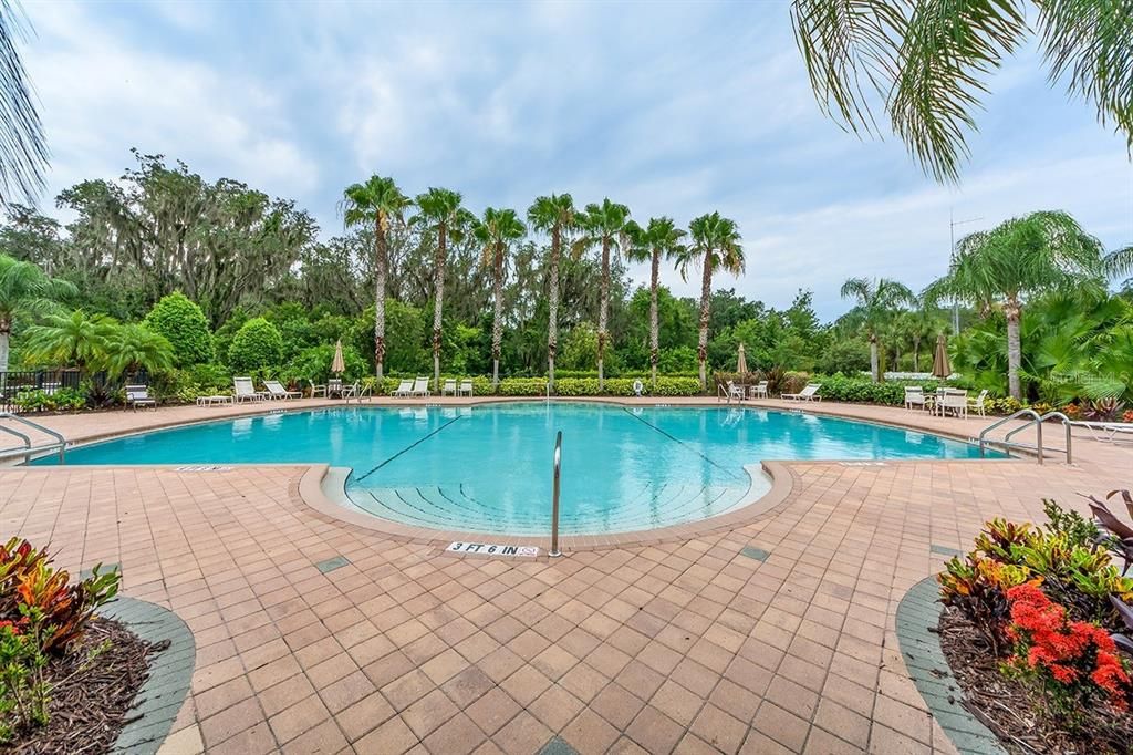 Active With Contract: $469,900 (3 beds, 2 baths, 2032 Square Feet)