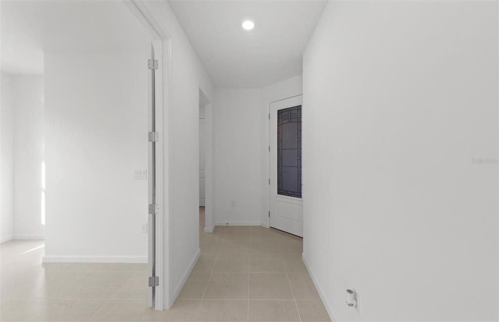 For Sale: $439,990 (2 beds, 2 baths, 1579 Square Feet)