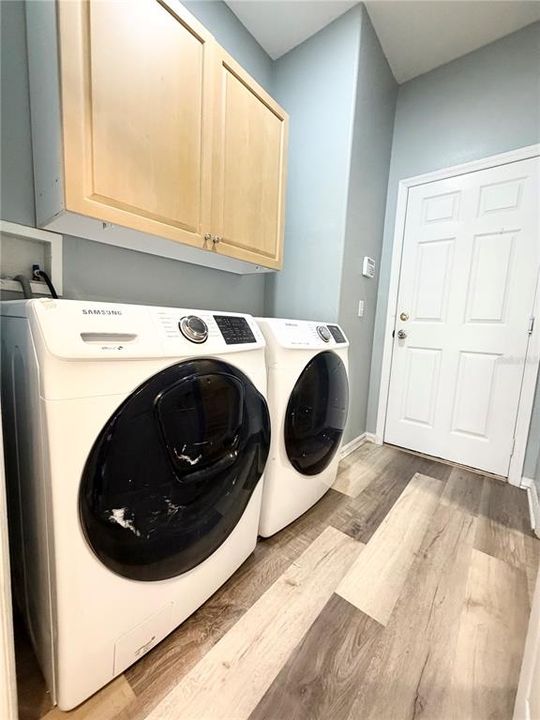 For Rent: $3,000 (4 beds, 2 baths, 3534 Square Feet)