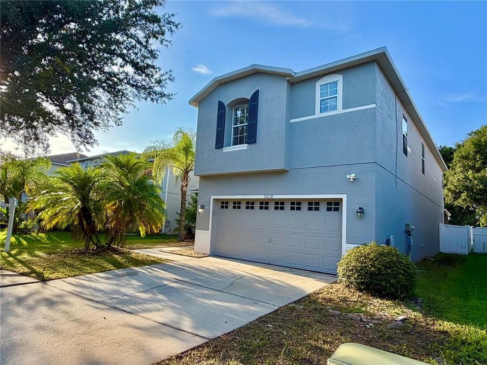 For Rent: $3,000 (4 beds, 2 baths, 3534 Square Feet)