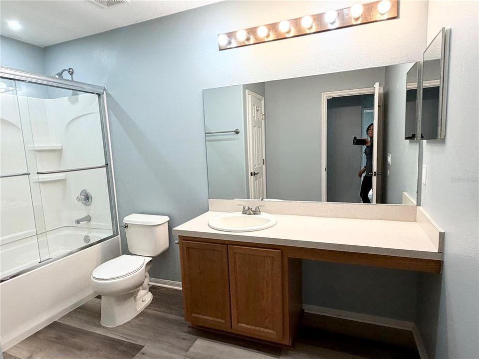 For Rent: $3,000 (4 beds, 2 baths, 3534 Square Feet)