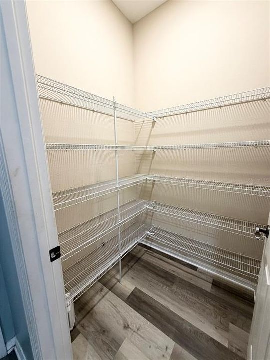 For Rent: $3,000 (4 beds, 2 baths, 3534 Square Feet)