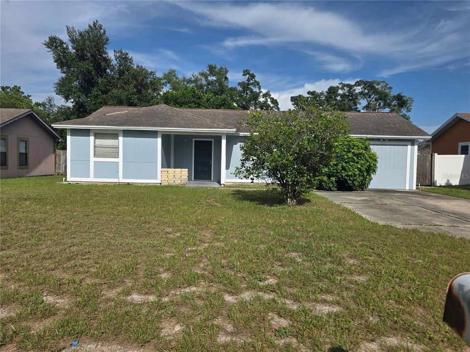For Rent: $1,950 (3 beds, 2 baths, 1257 Square Feet)