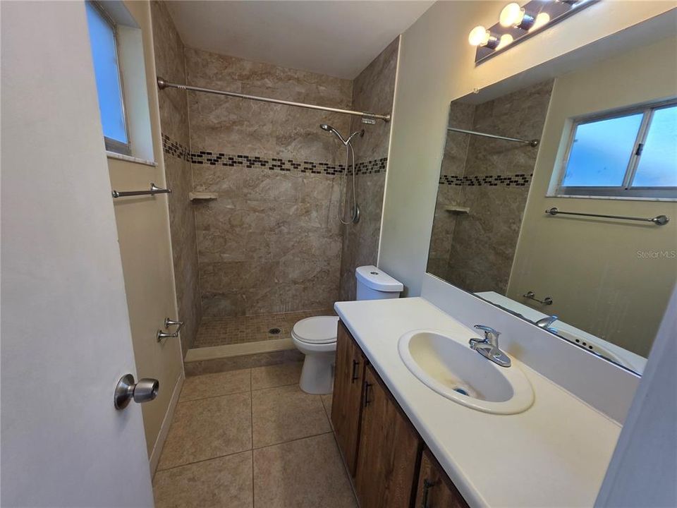 For Rent: $1,950 (3 beds, 2 baths, 1257 Square Feet)