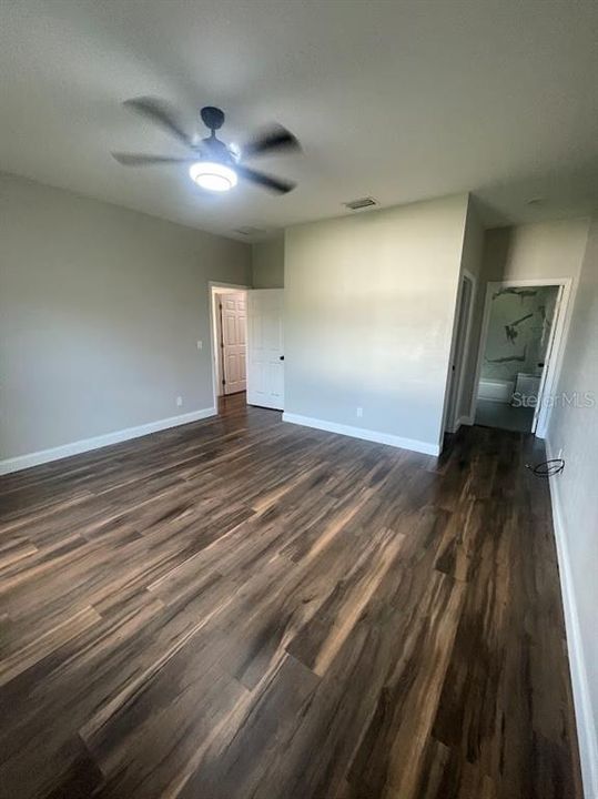 For Rent: $1,950 (3 beds, 2 baths, 1567 Square Feet)