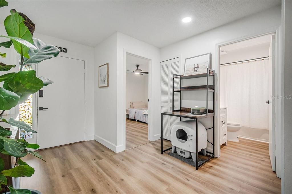 For Sale: $399,900 (3 beds, 2 baths, 1365 Square Feet)