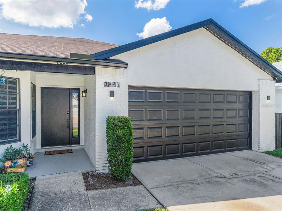 For Sale: $399,900 (3 beds, 2 baths, 1365 Square Feet)
