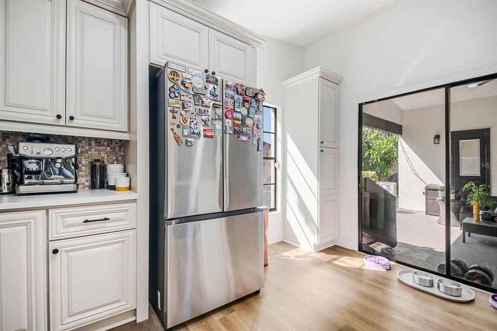 For Sale: $399,900 (3 beds, 2 baths, 1365 Square Feet)