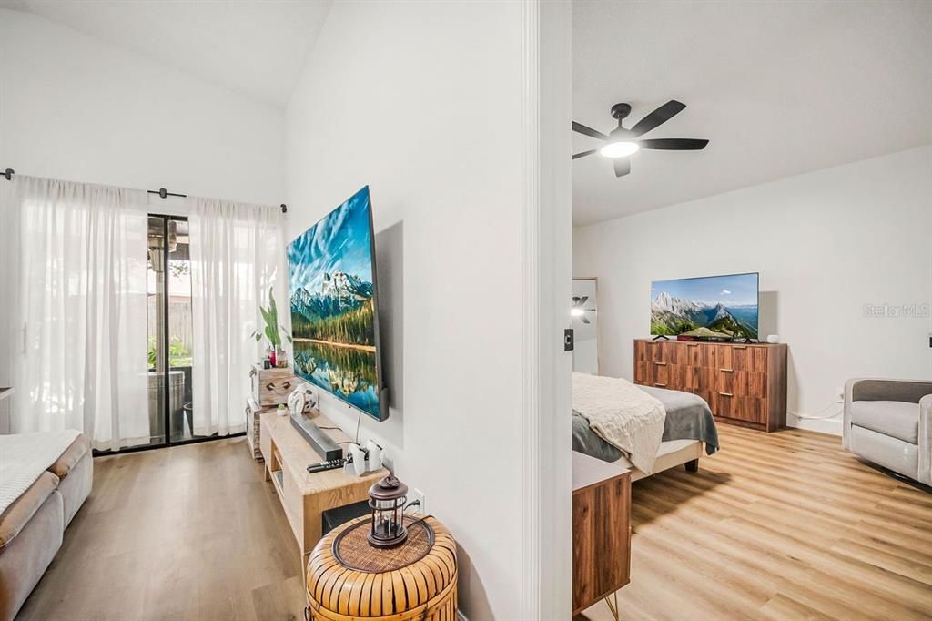 For Sale: $399,900 (3 beds, 2 baths, 1365 Square Feet)
