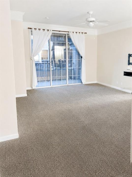 В аренду: $1,895 (3 спален, 2 ванн, 1260 Квадратных фут)
