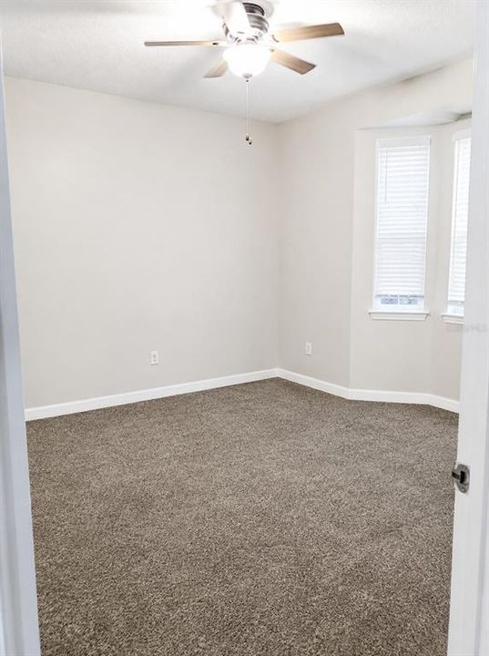 В аренду: $1,895 (3 спален, 2 ванн, 1260 Квадратных фут)